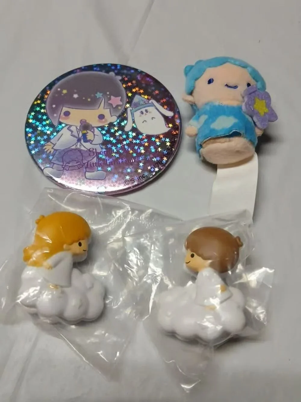Sanrio Little Twin Stars Lot Dreamland Plush Spring Clips Can Badge Kiki LaLa